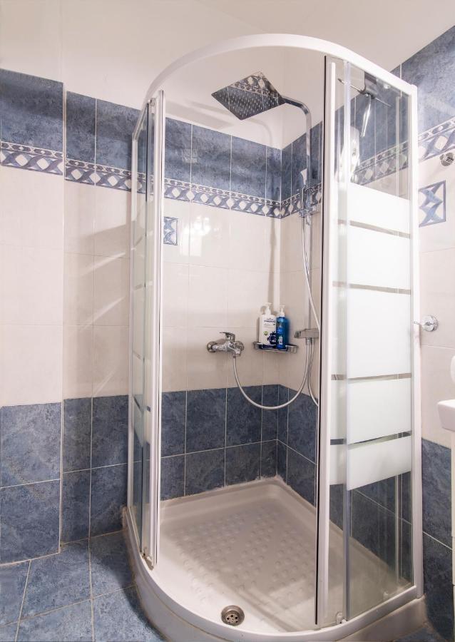 Charlie City Center Room Athena Bagian luar foto
